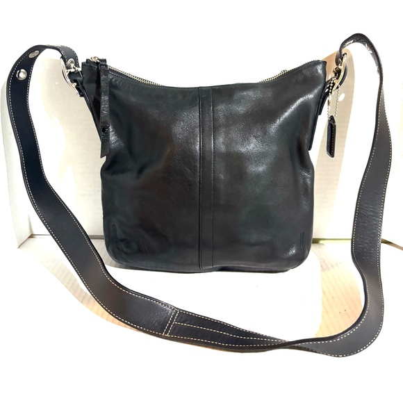 Coach vintage Black Leather crossbody Women's Bag